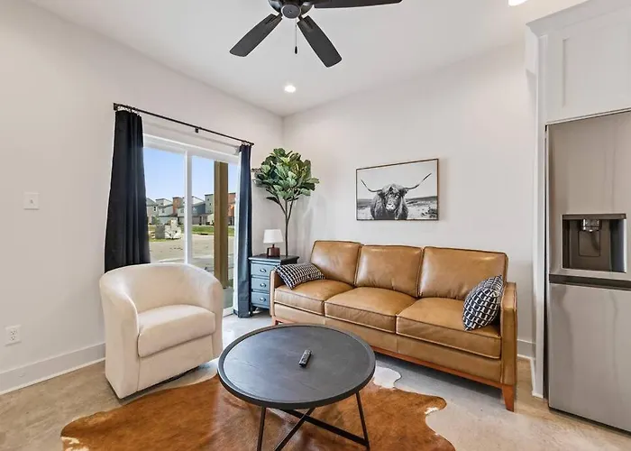 Creole House/king Bed/relax In Cajun Comfort! Apartment Lafayette